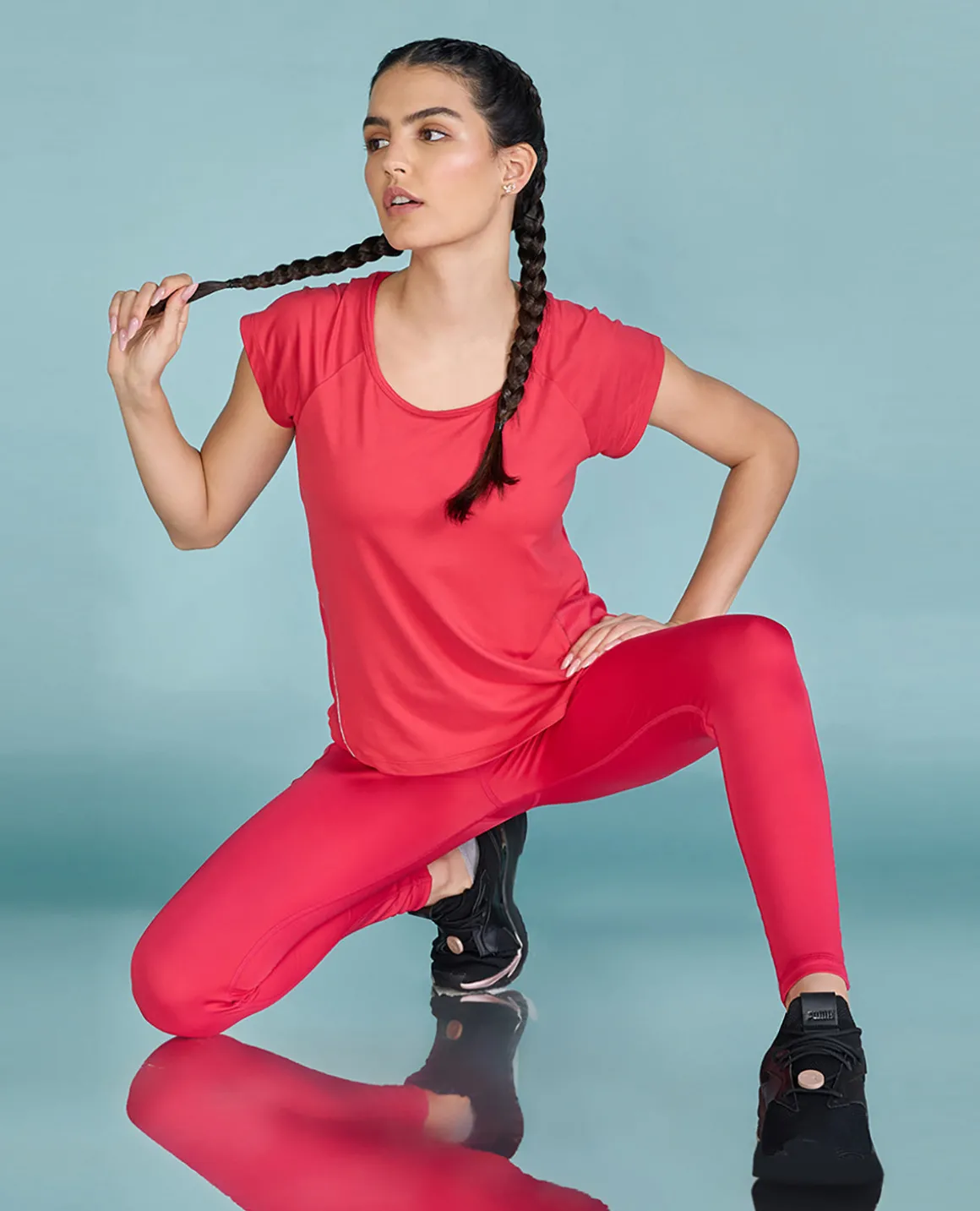 Feather Feel Running Top With Back Tape
