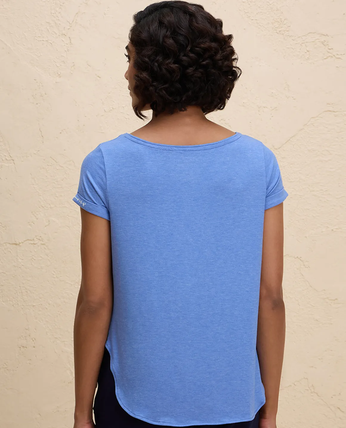 Nykd By Nykaa After Class Apple Bottom Flattering Longline Tee-NYAT272-Blue Melange