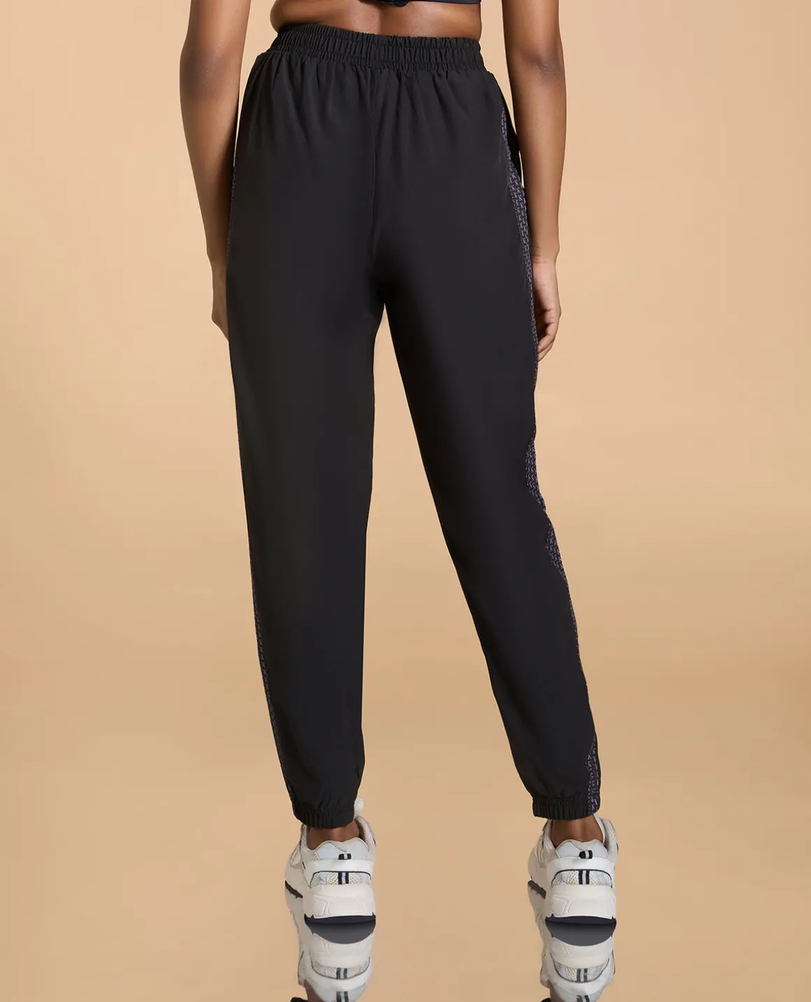 Printed Lightweight Tracks Black