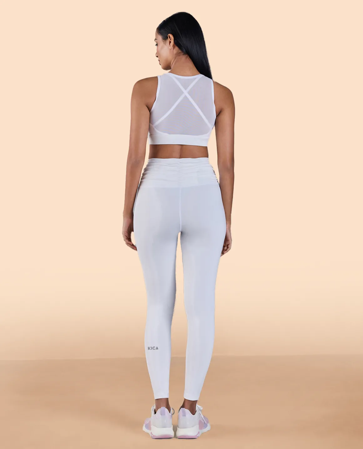 Ruched Waistband Leggings in Second SKN With Back Pocket