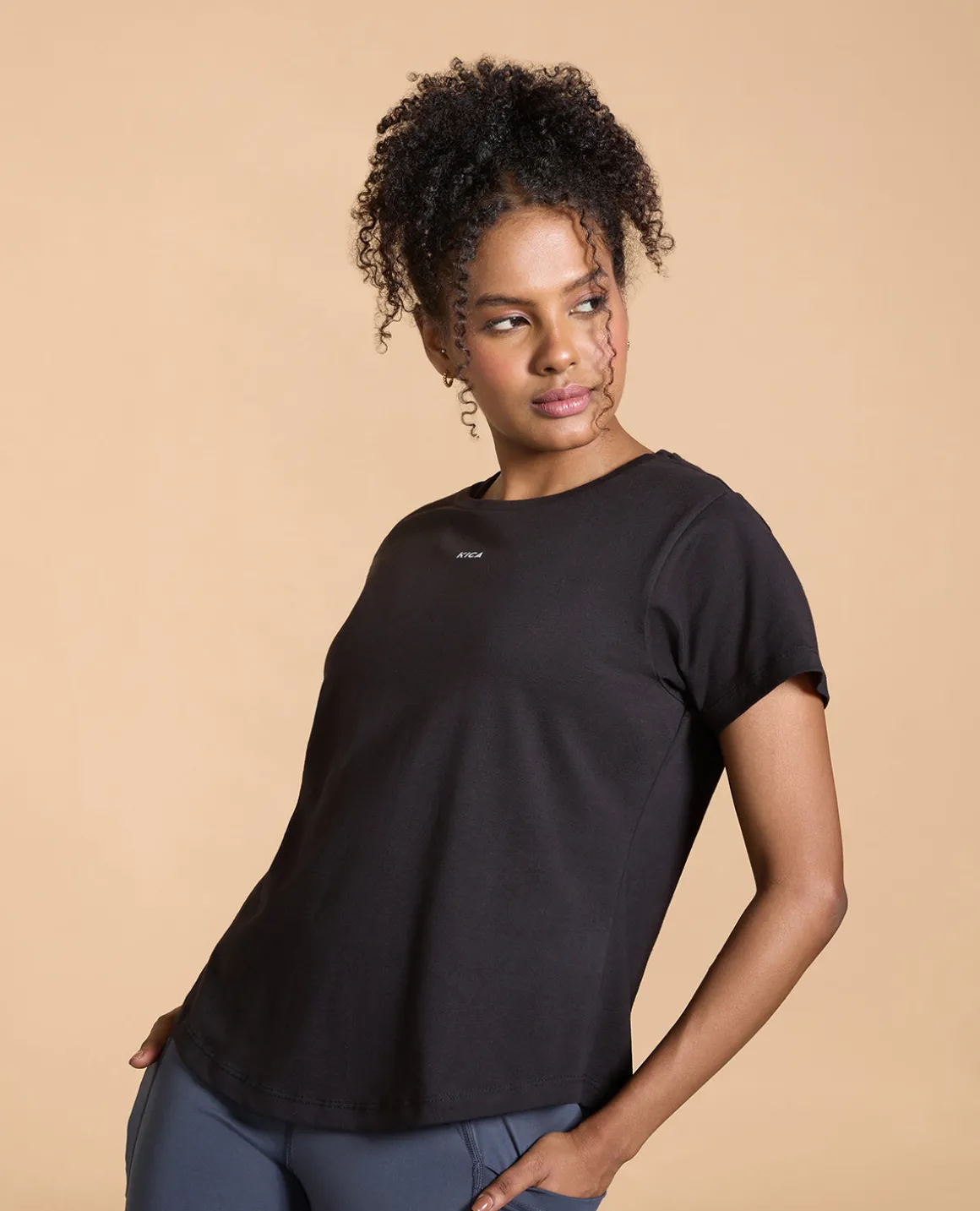 Women Solid Cotton Essential Top
