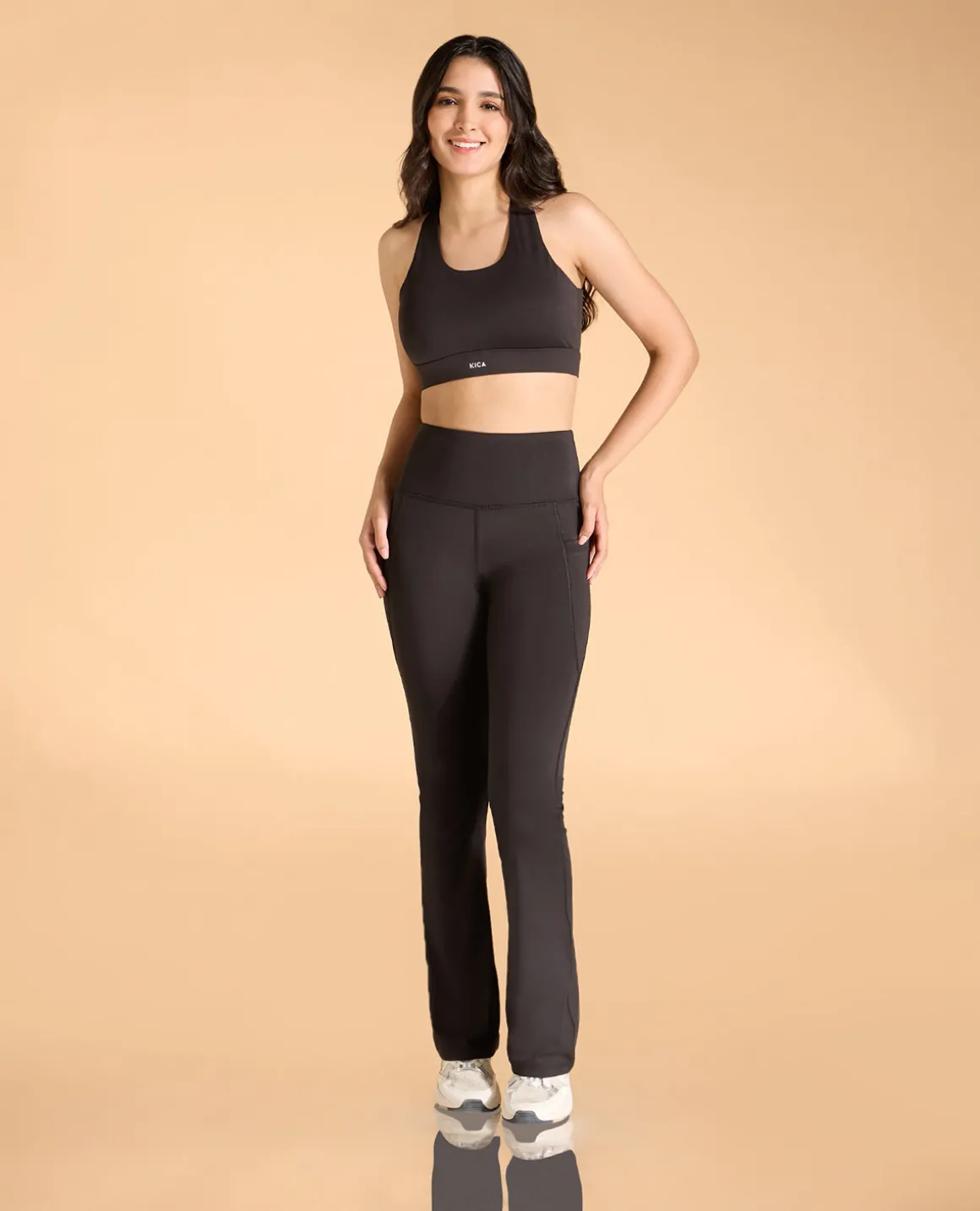Women Stretchable Flared Pants