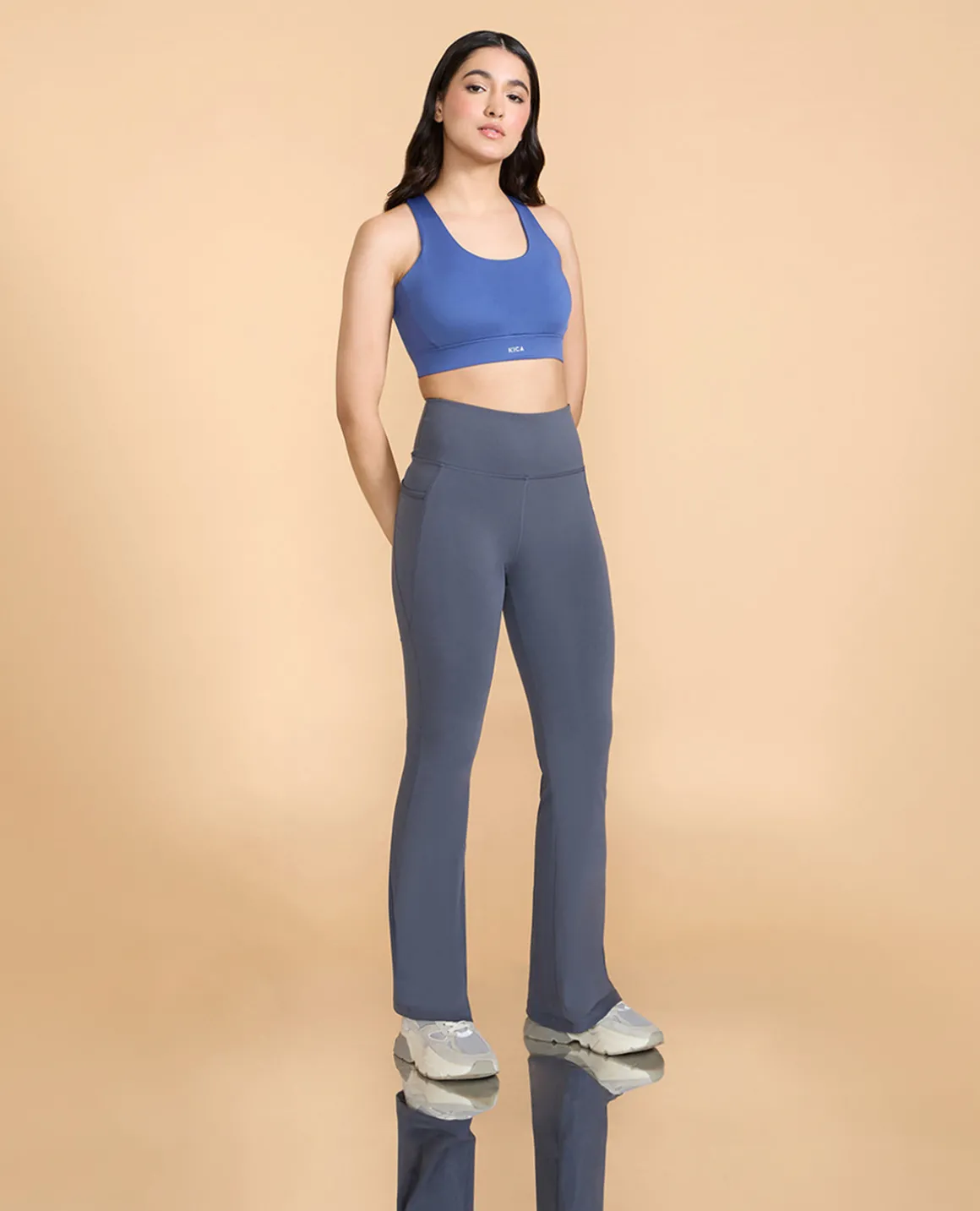 Women Stretchable Flared Pants